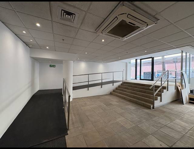 230M² RETAIL TO LET IN CAPE TOWN CITY CENTRE